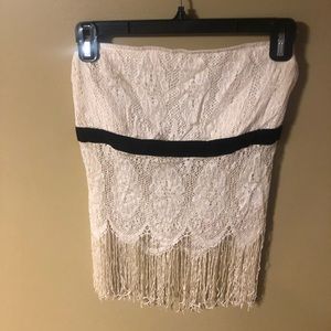 Hourglass White Fringe Hem Lace Tube Top Bandeau Crop Black Strip Hour Glass